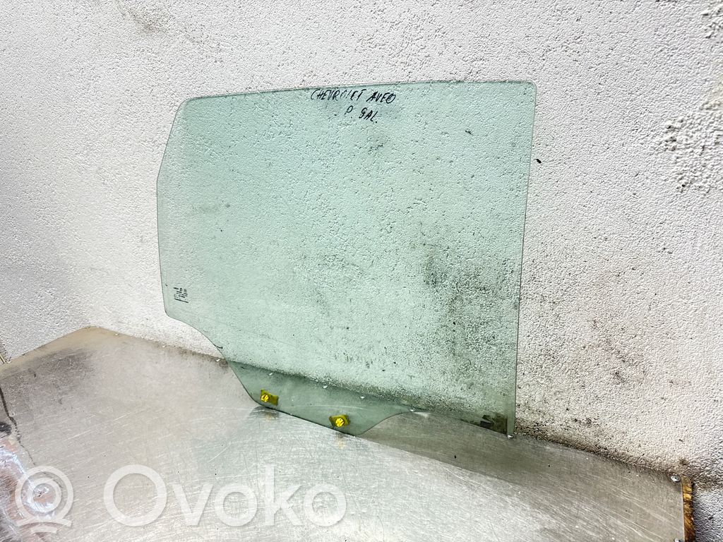 Chevrolet Aveo Rear door window glass 