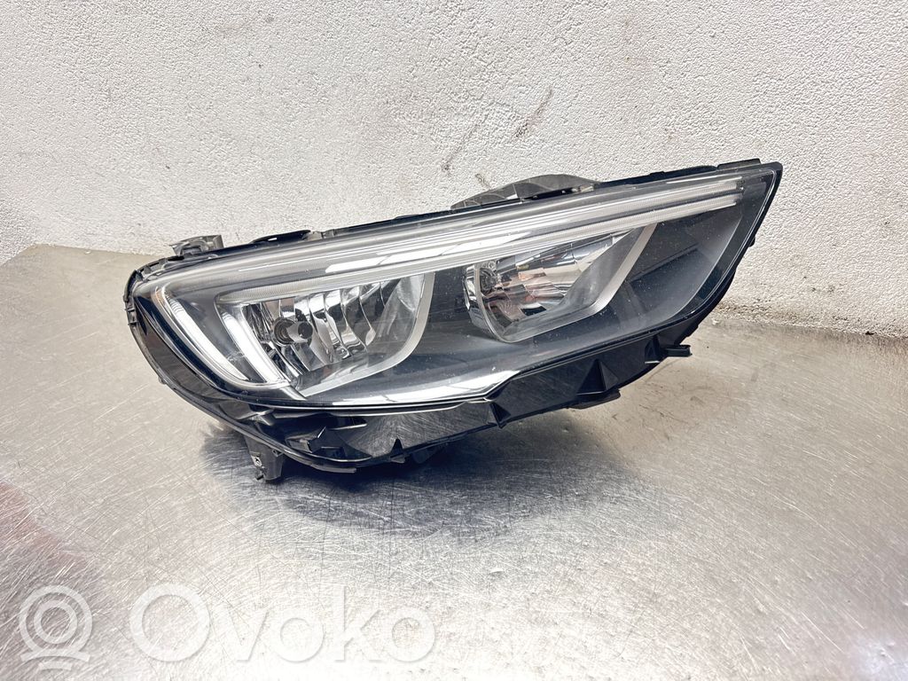 Opel Insignia B Far 