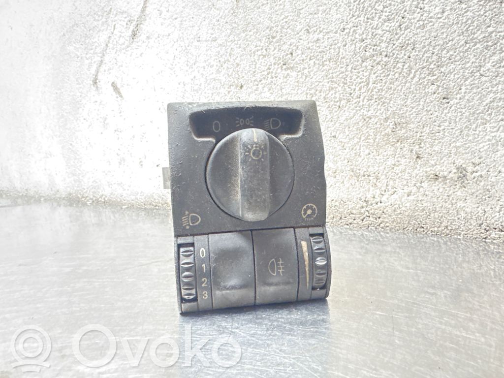Opel Omega B1 Light switch 