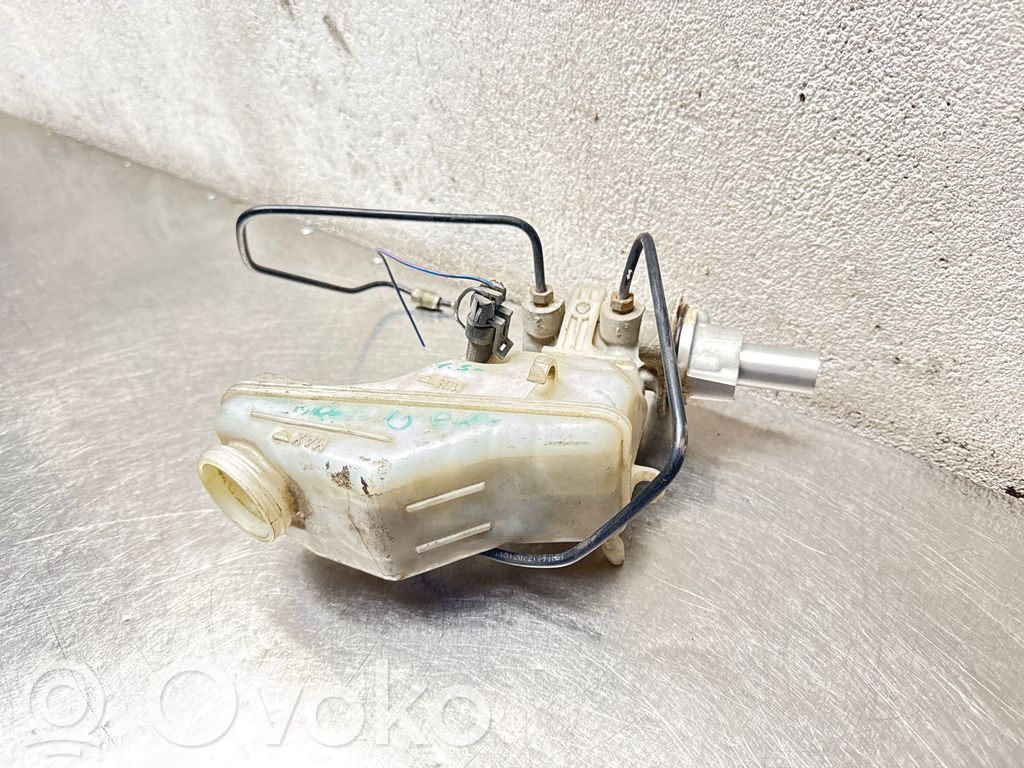 Opel Corsa D Pääjarrusylinteri 