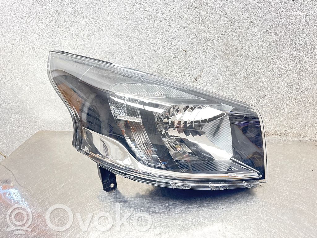 Lampa przednia   1LE011565085,260107816,95517218,011565085