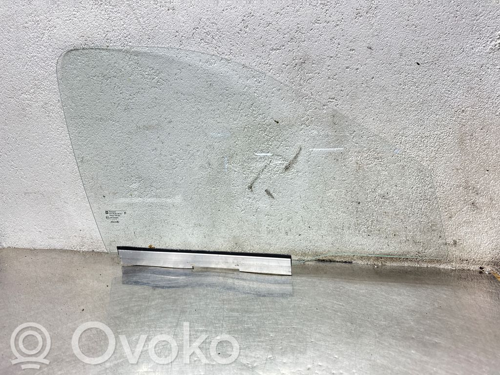 Opel Corsa B Szyba drzwi przednich 