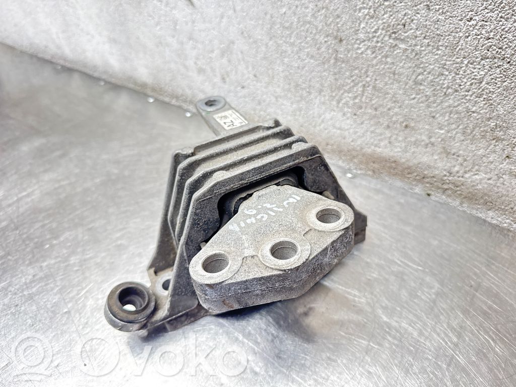 Engine mount bracket   13227717