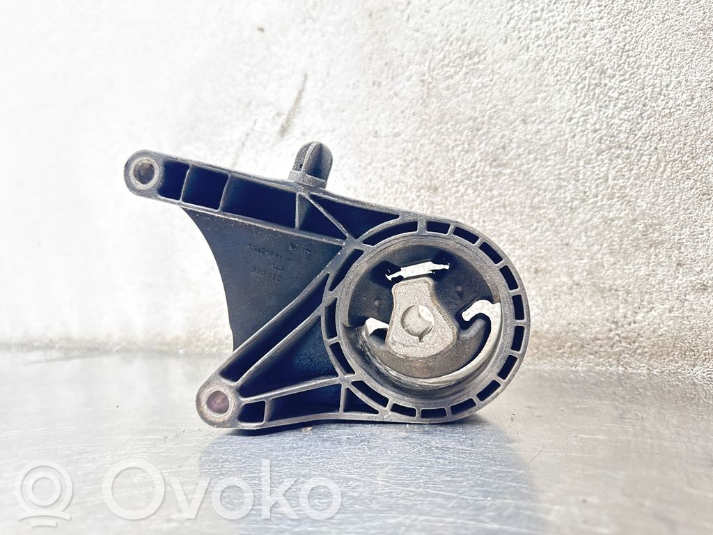 Engine mount bracket   13227767
