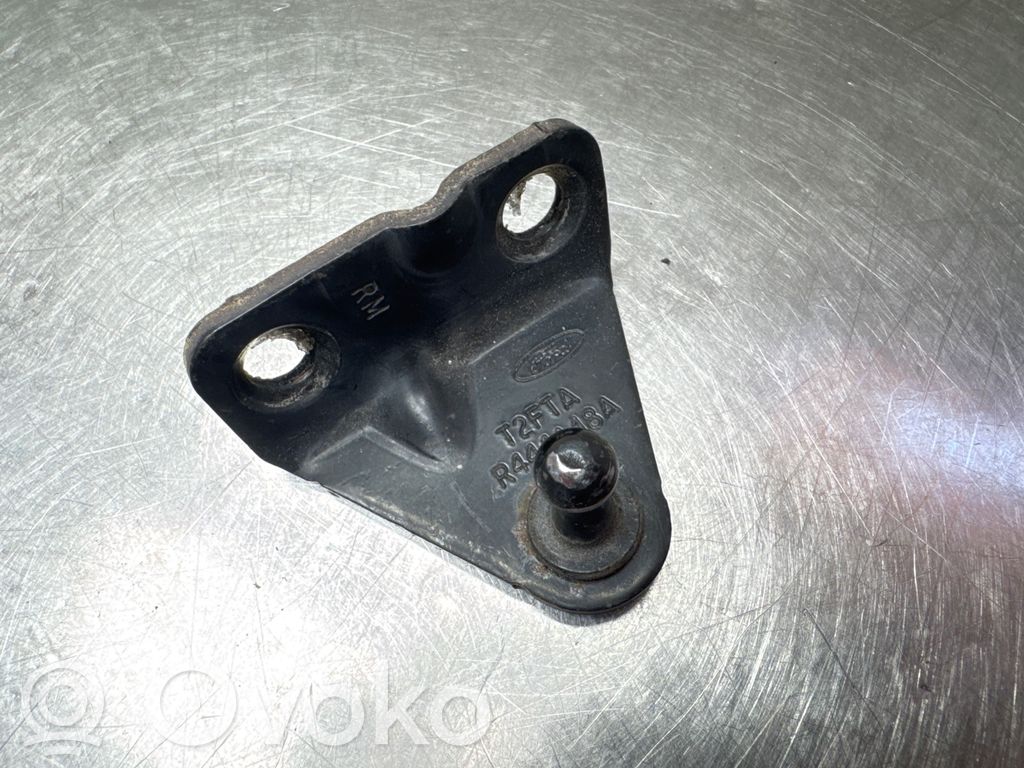 Ford Edge II Fender mounting bracket 
