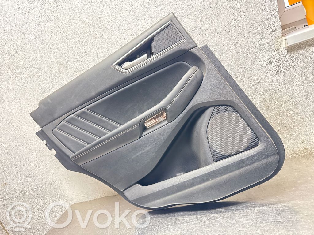 Ford Edge II Boczki / Poszycie drzwi tylnych 