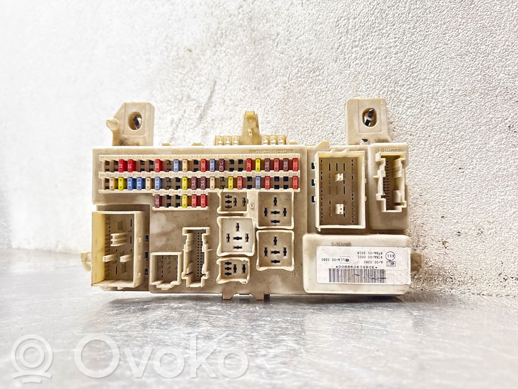 Módulo de fusible   97RA012018,30S519098800,97RA000001
