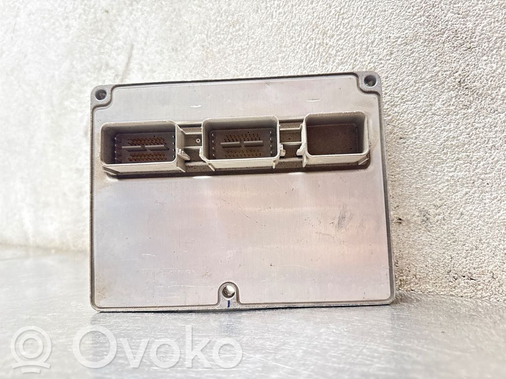 Ford C-MAX I Engine control unit/module 