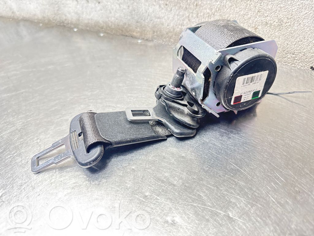 Opel Zafira C Takaistuimen turvavyö 
