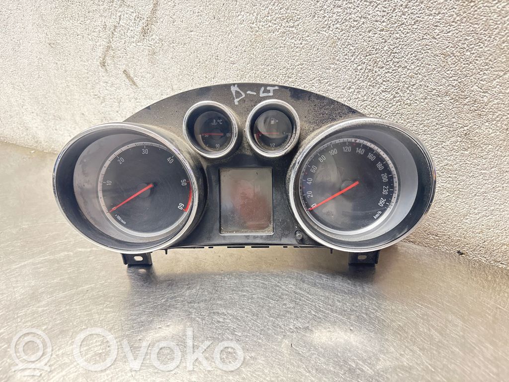 Opel Insignia A Speedometer (instrument cluster) 