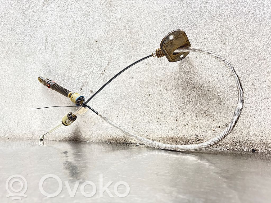 Volvo C30 Gear shift cable linkage 