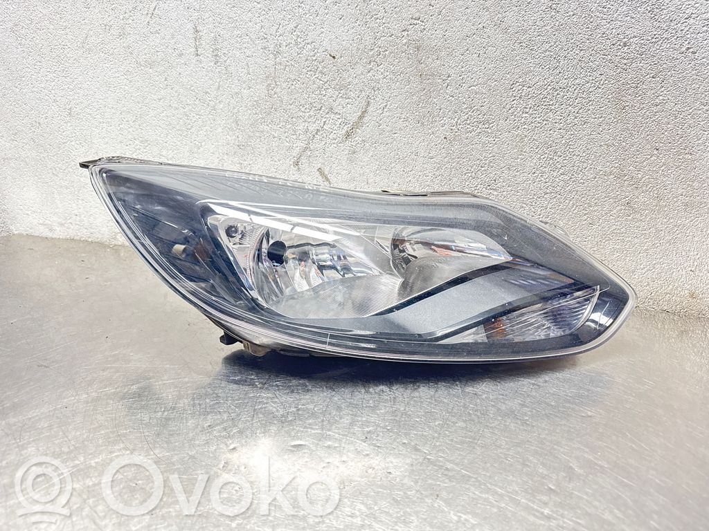 Ford Focus Headlight/headlamp 