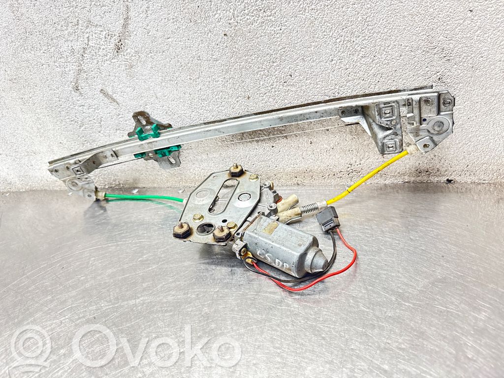 Saab 9000 CS Silniczek podnoszenia szyby drzwi tylnych 