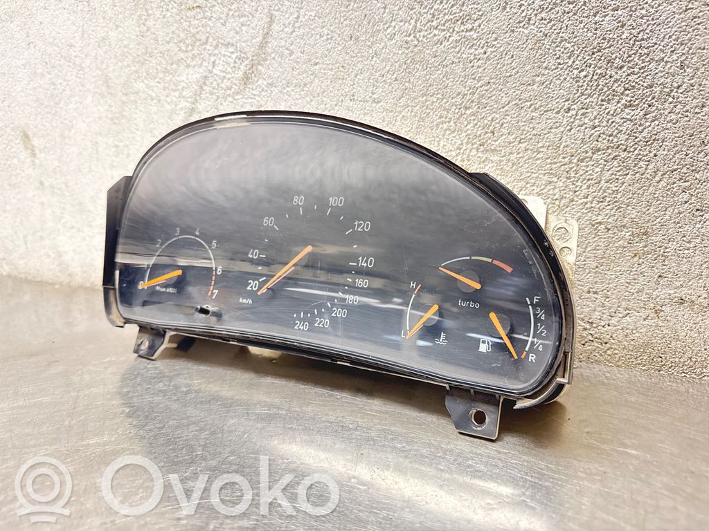 Saab 9-5 Speedometer (instrument cluster) 