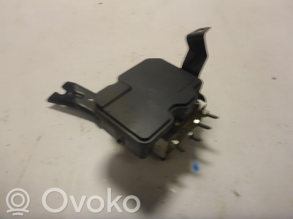 Suzuki Ignis ABS bloks 