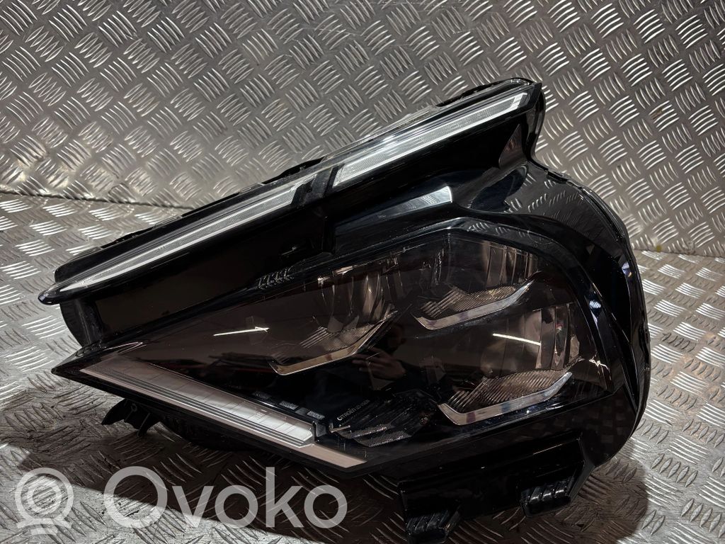 Citroen C4 III e-C4 Lot de 2 lampes frontales / phare 