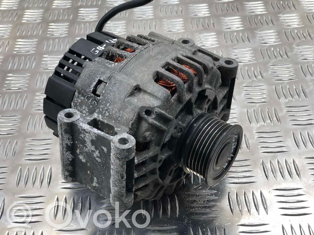 Audi A4 S4 B7 8E 8H Ģenerators 