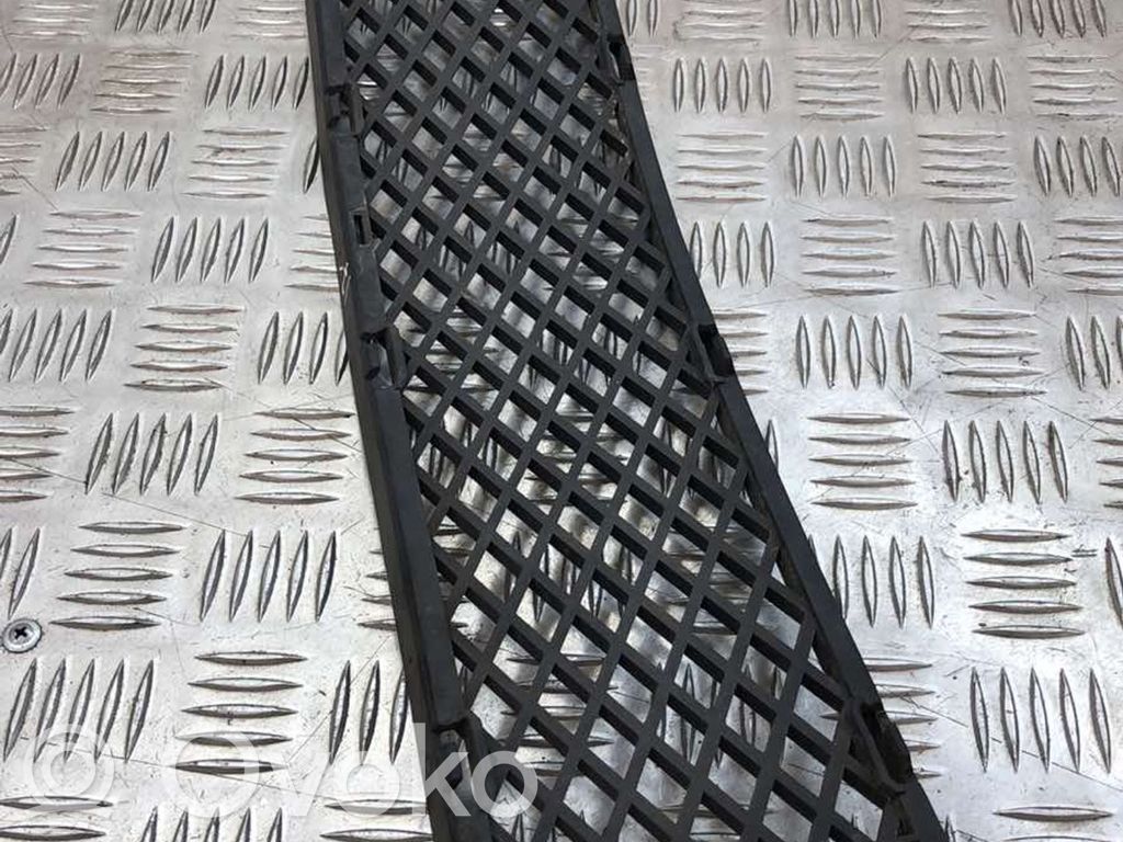 BMW 7 E65 E66 Front bumper lower grill 