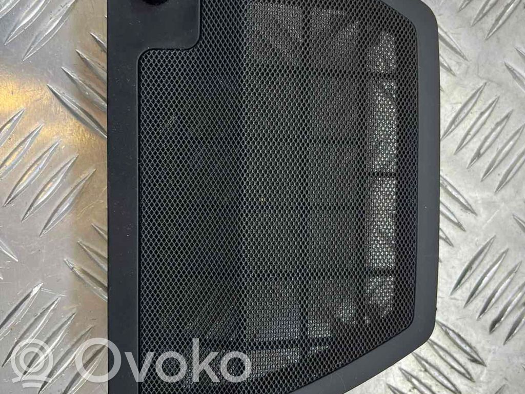 BMW 7 E65 E66 Cache enceinte centrale 