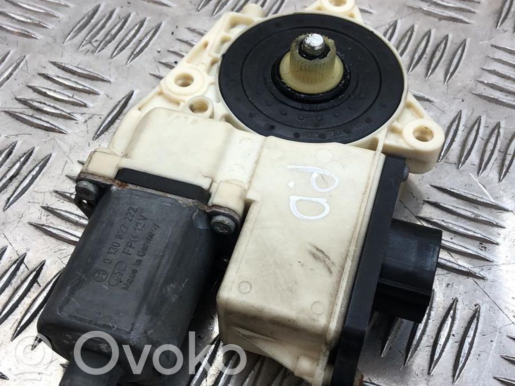 BMW X3 E83 Front door window regulator motor 