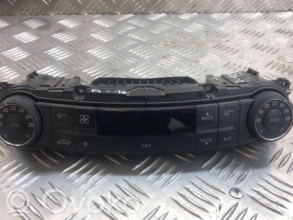 Mercedes-Benz E W211 Climate control unit 
