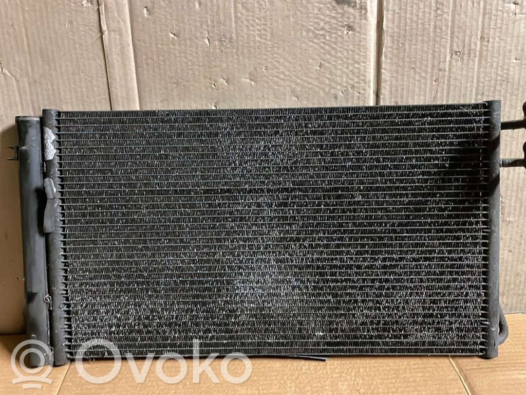 BMW 3 E90 E91 Gaisa kondicioniera dzeses radiators 