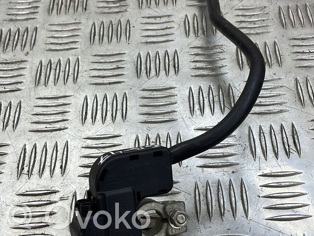 Negative earth cable (battery)   61129215953