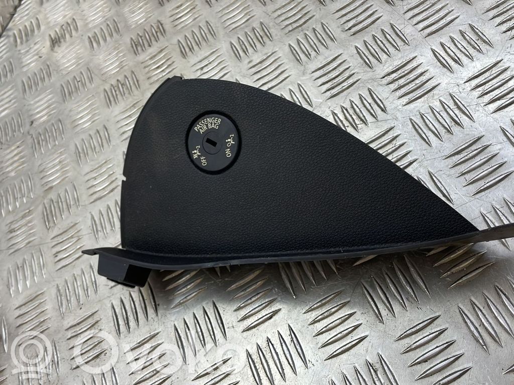 BMW 1 E81 E87 Dashboard side end trim 