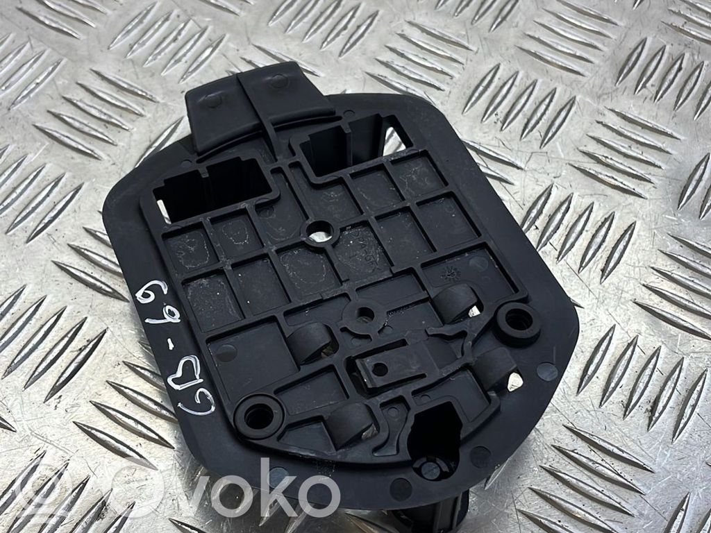 Mercedes-Benz C W204 Hazard Warning Triangle Mounting Bracket 