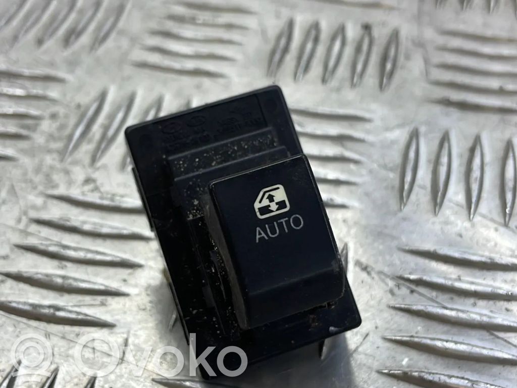 KIA Ceed Electric window control switch 