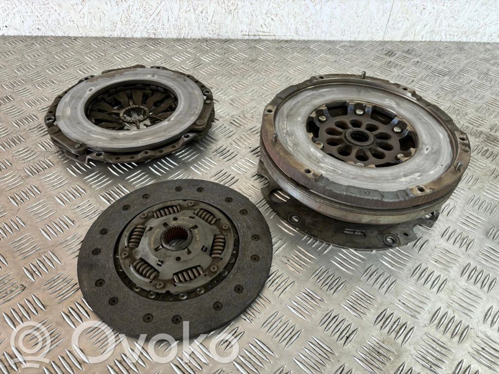 Audi A6 S6 C7 4G Sankabos komplektas 
