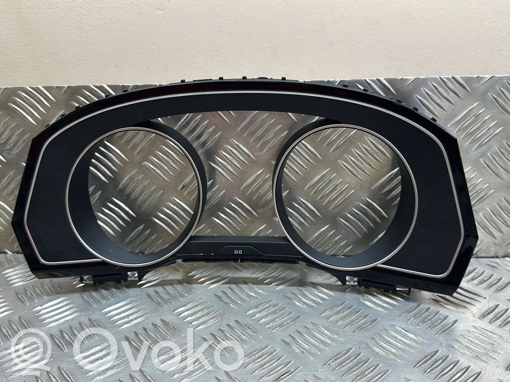 Volkswagen PASSAT B8 Mască ceasuri bord 
