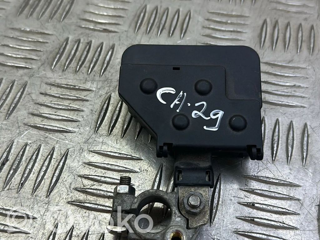 Volkswagen PASSAT B8 Cableado positivo 