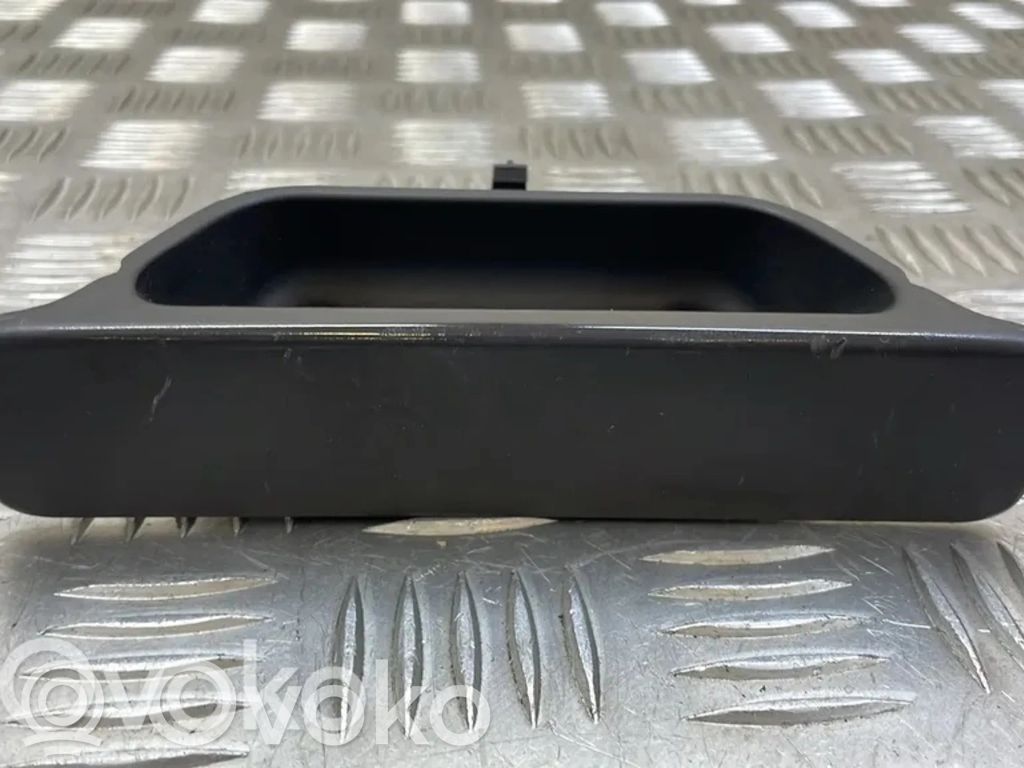 Volvo V70 Tailgate trunk handle 