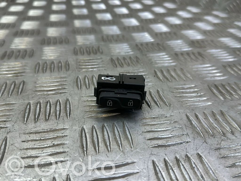 Volvo S60 Central locking switch button 