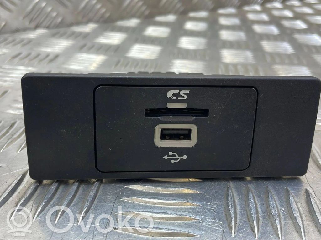 Ford Mondeo MK V Разъем USB 