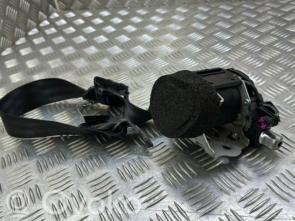 Volvo S60 Cinturón trasero 