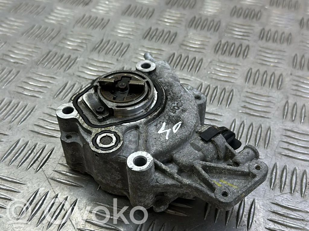 Jaguar XF Vacuum pump 