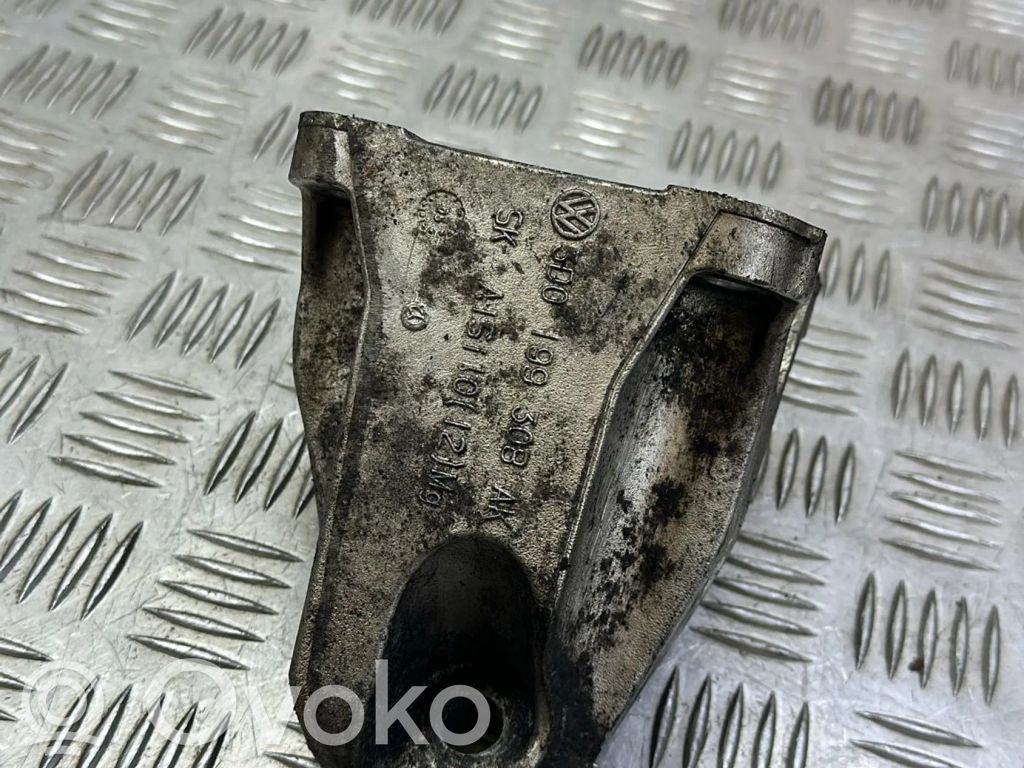 Audi A6 S6 C6 4F Engine mounting bracket 