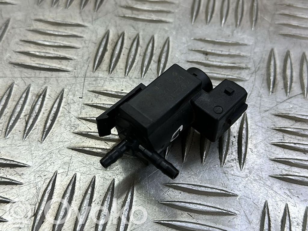 Toyota Avensis T270 Turbo solenoid valve 