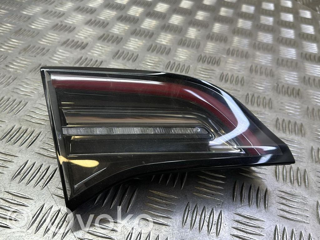 Tesla Model 3 Tailgate rear/tail lights 