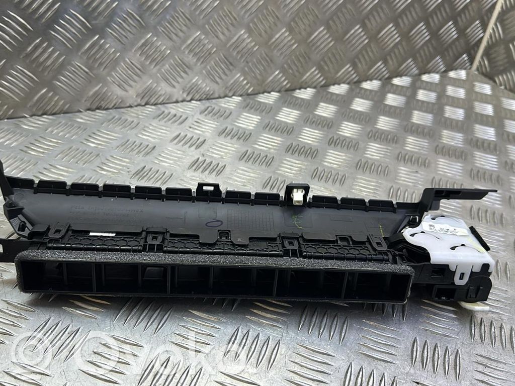 Tesla Model 3 Loga gaisa režģis 