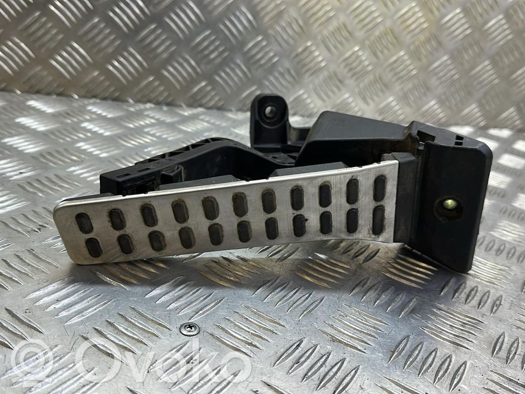 KIA Sorento Accelerator throttle pedal 