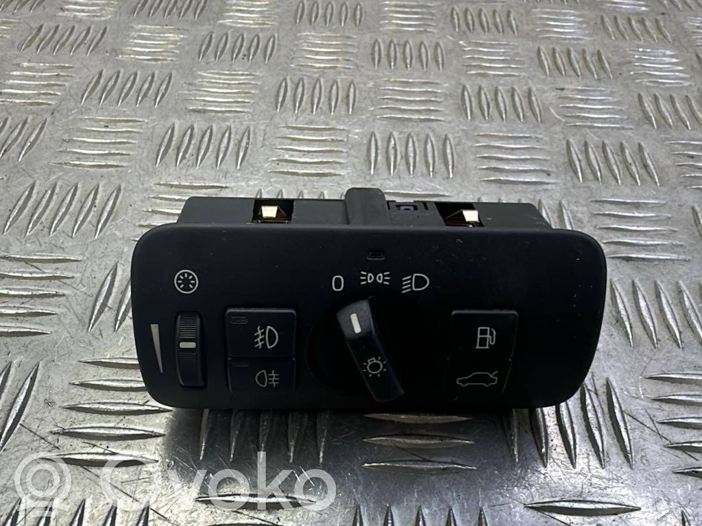 Volvo V70 Light switch 