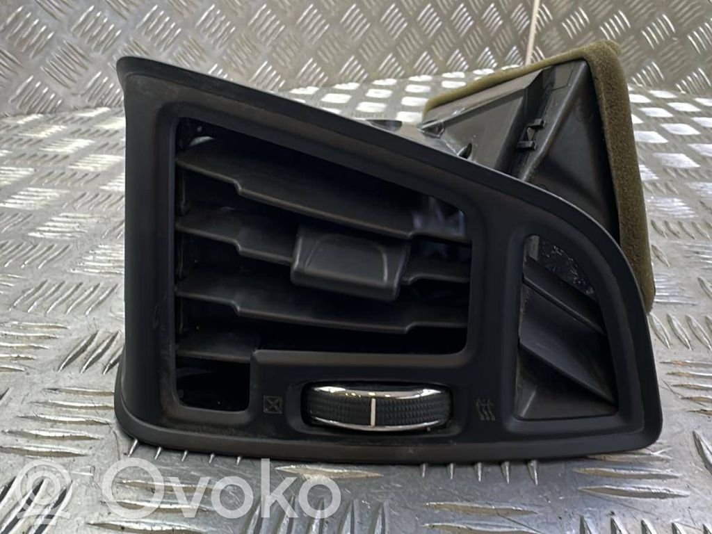 Ford Kuga II Boczna kratka nawiewu deski rozdzielczej 