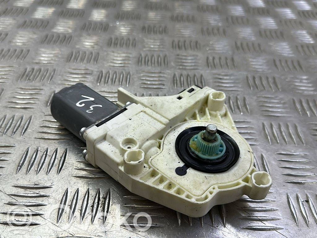 Land Rover Range Rover Sport L320 Silnik regulatora szyby drzwi przednich 