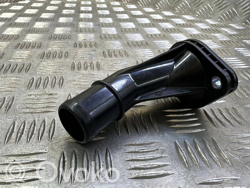 KIA Ceed Obudowa termostatu 