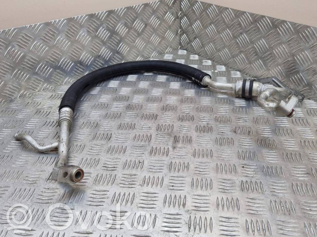 Ford Mondeo MK V Ilmastointilaitteen putki (A/C) 