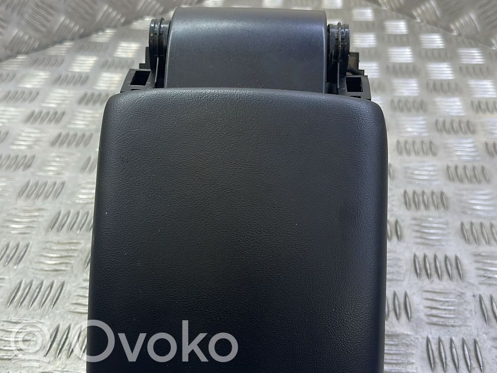 Volvo XC60 Armrest 
