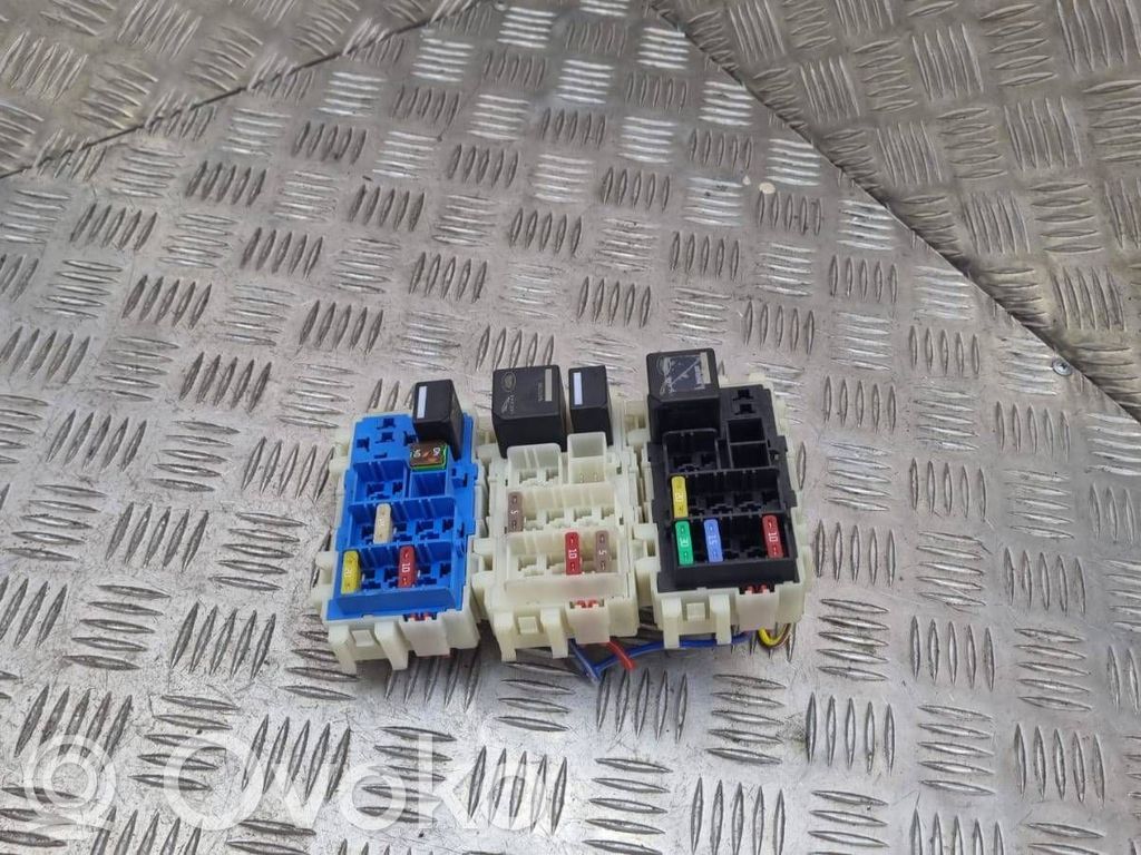 Ford Galaxy Fuse module 